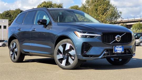 2025 Volvo XC60 Plug-In Hybrid Plus — SUV — 8,225 mi — San Leandro, CA