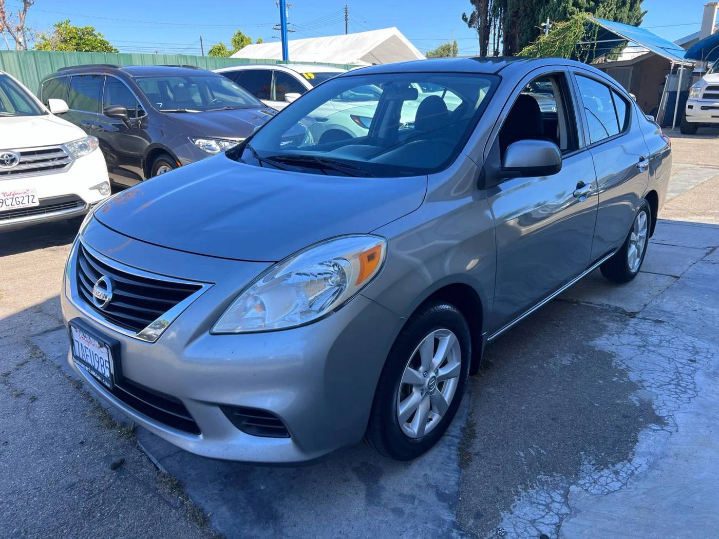 2014 Nissan Versa 1.6 SV — Sedan — 145,108 mi — Midway City, CA