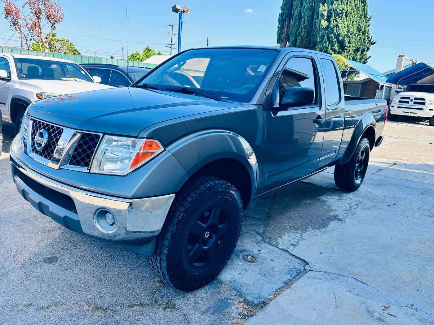 2007 Nissan Frontier SE — Pickup Truck — 106,050 mi — Midway City, CA
