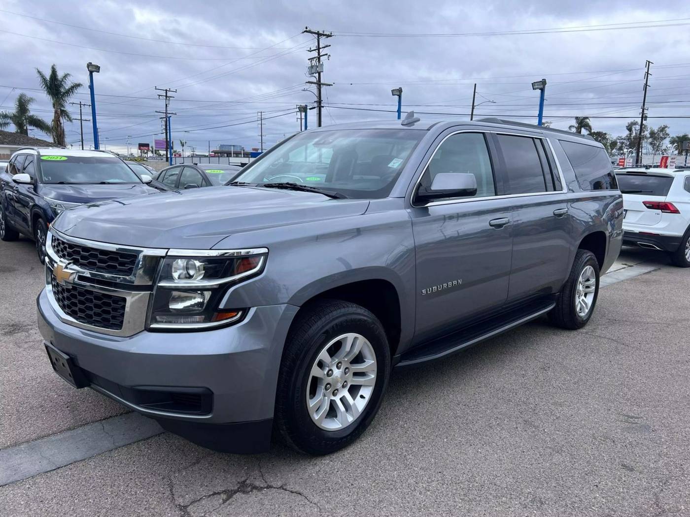 2020 Chevrolet Suburban LT — SUV — 144,285 mi — Midway City, CA