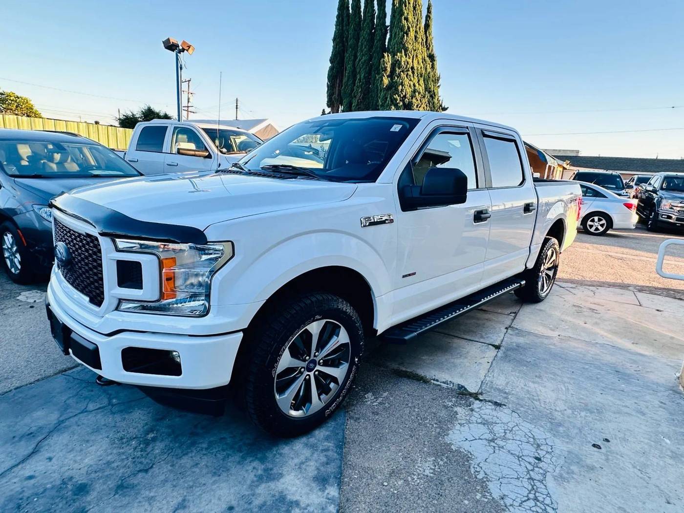 2019 Ford F-150 XL — Pickup Truck — 89,377 mi — Midway City, CA