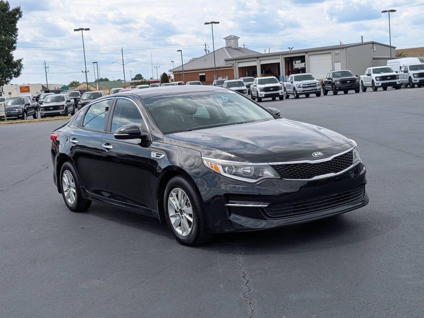 2017 Kia Optima LX — Sedan — 97,706 mi — Dunn-Benson, NC