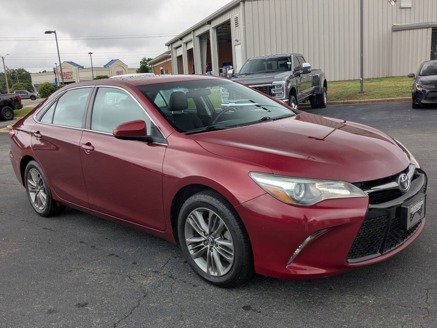 2017 Toyota Camry SE — Sedan — 79,312 mi — Dunn-Benson, NC