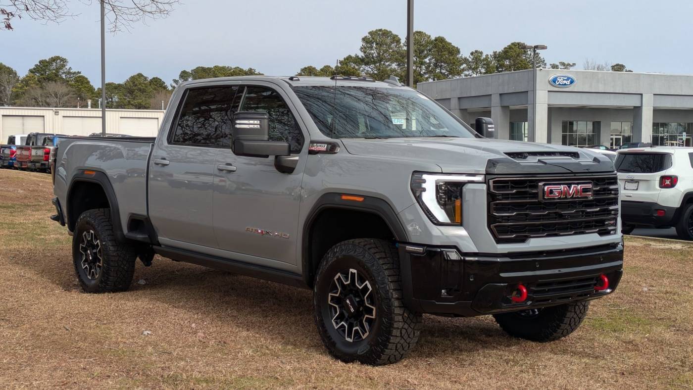 2025 GMC Sierra 2500HD AT4X — Pickup Truck — 211 mi — Dunn-Benson, NC