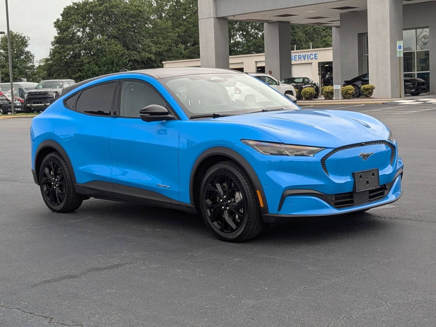 2024 Ford Mustang Mach-E Select — SUV — 6,800 mi — Dunn-Benson, NC