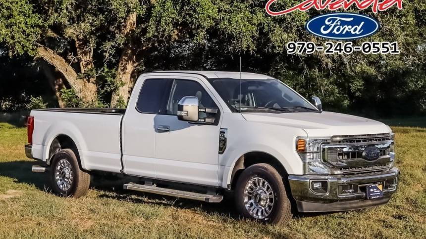 2022 Ford Super Duty F-350 XLT — Pickup Truck — 12,344 mi — Columbus, TX