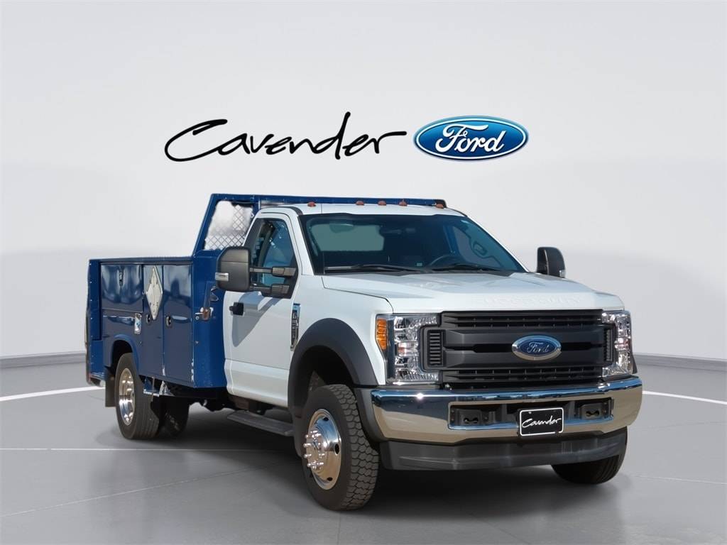2017 Ford Super Duty F-550 Chassis Cab XL — Chassis Cab Truck — 88,703 mi — Columbus, TX
