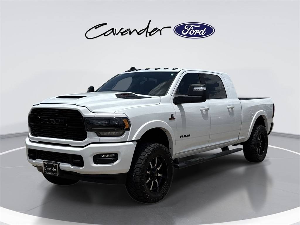 2023 Ram 3500 Limited — Pickup Truck — 9,039 mi — Columbus, TX