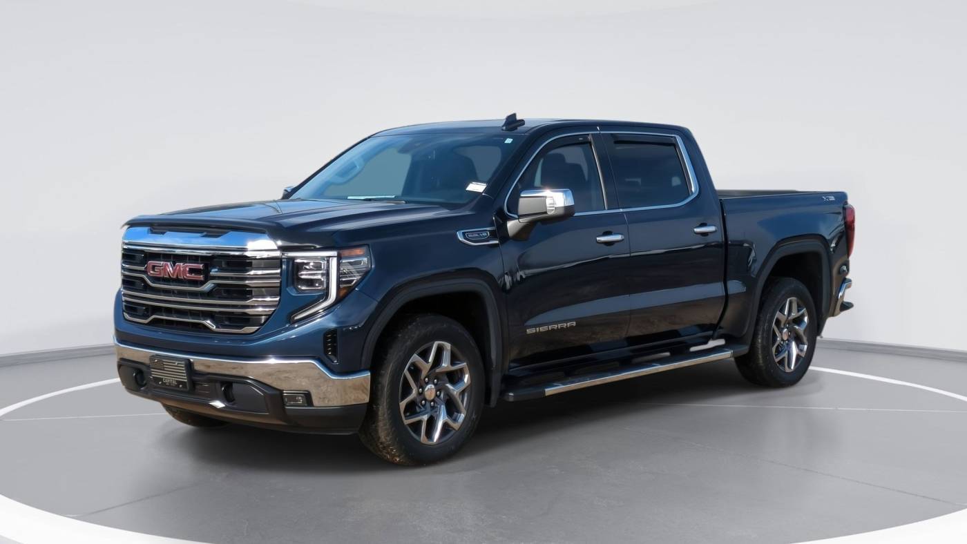 2023 GMC Sierra 1500 SLT — Pickup Truck — 34,938 mi — Lexington, NC