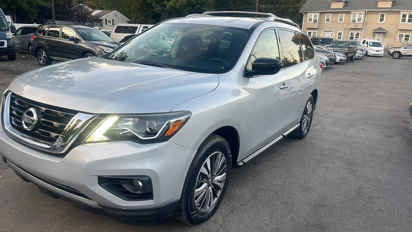 2017 Nissan Pathfinder SV — SUV — 118,661 mi — Delran, NJ