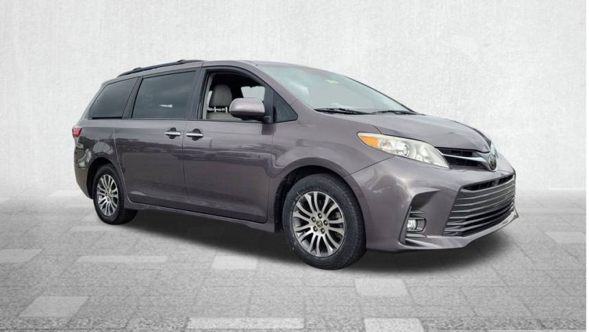 2020 Toyota Sienna XLE — Minivan — 97,780 mi — Tarpon Springs, FL
