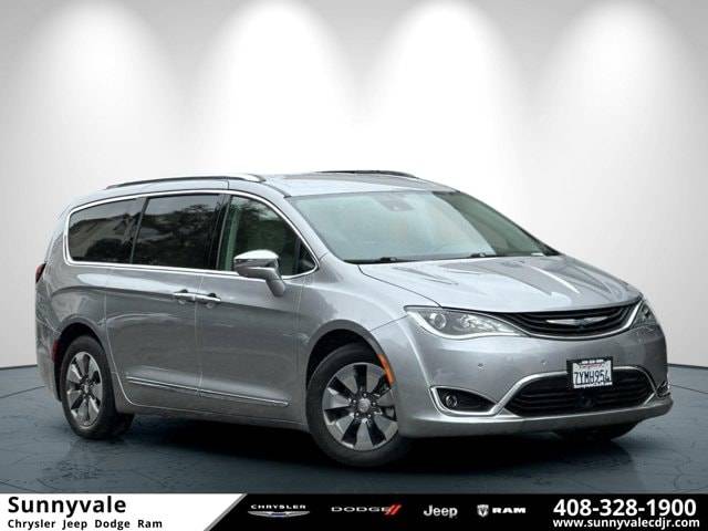 2017 Chrysler Pacifica Hybrid Platinum — Minivan — 83,804 mi — Sunnyvale, CA