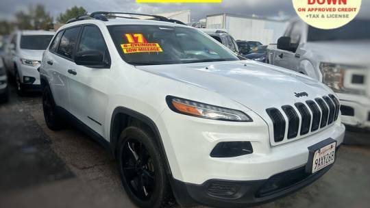 2017 Jeep Cherokee Altitude — SUV — 104,040 mi — Riverside, CA