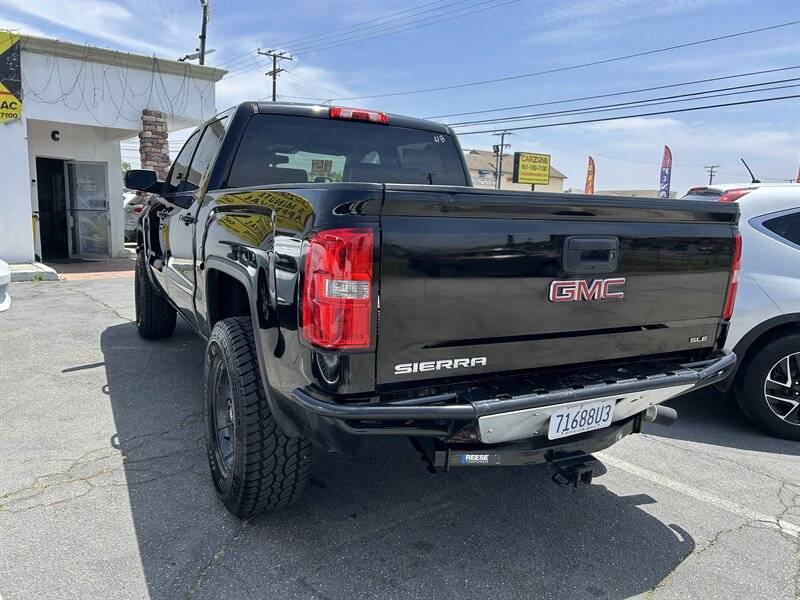 2015 GMC Sierra 1500 SLE — Pickup Truck — 142,329 mi — Riverside, CA