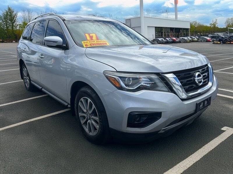2017 Nissan Pathfinder S — SUV — 105,945 mi — Riverside, CA