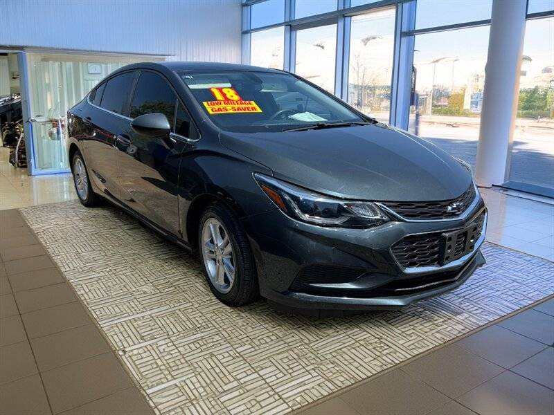 2018 Chevrolet Cruze LT — Sedan — 69,817 mi — Riverside, CA