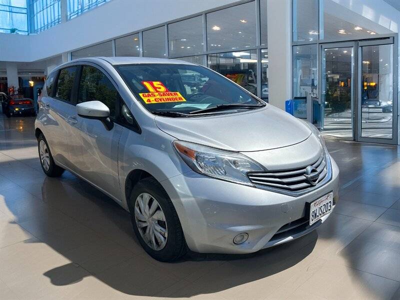 2015 Nissan Versa 1.6 SV — Hatchback — 104,101 mi — Riverside, CA