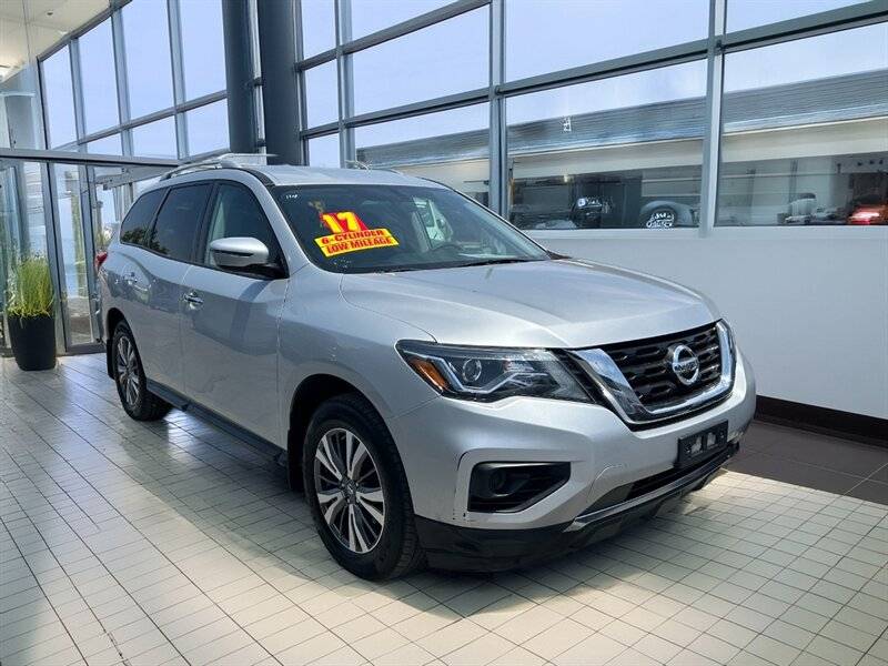 2017 Nissan Pathfinder S — SUV — 71,778 mi — Riverside, CA