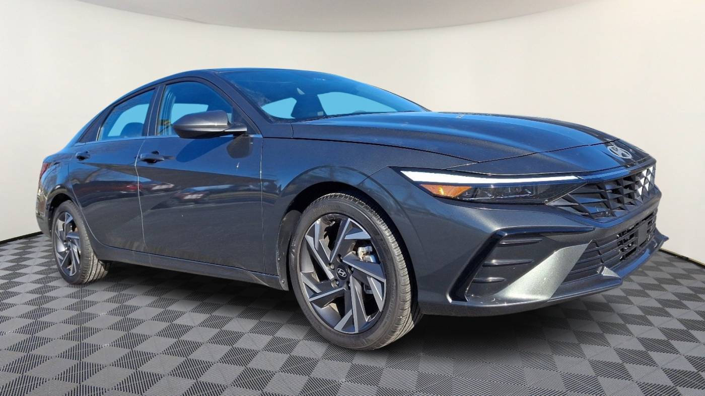2024 Hyundai Elantra SEL — Sedan — 3,621 mi — Nazareth, PA