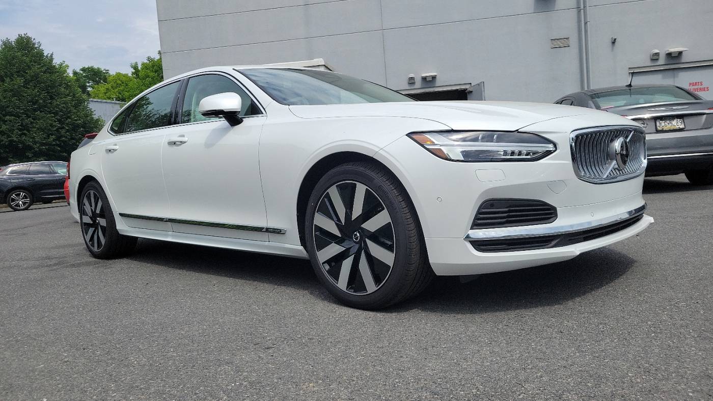 2024 Volvo S90 Recharge Ultimate — Sedan — 5,596 mi — Nazareth, PA
