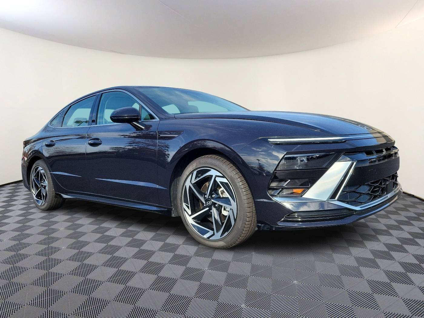 2024 Hyundai Sonata SEL — Sedan — 5,202 mi — Nazareth, PA