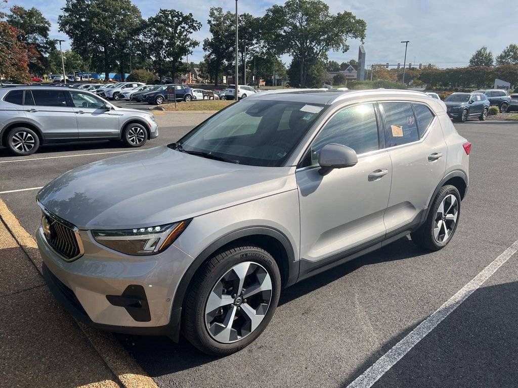 2025 Volvo XC40 Plus — SUV — 24,141 mi — Richmond, VA