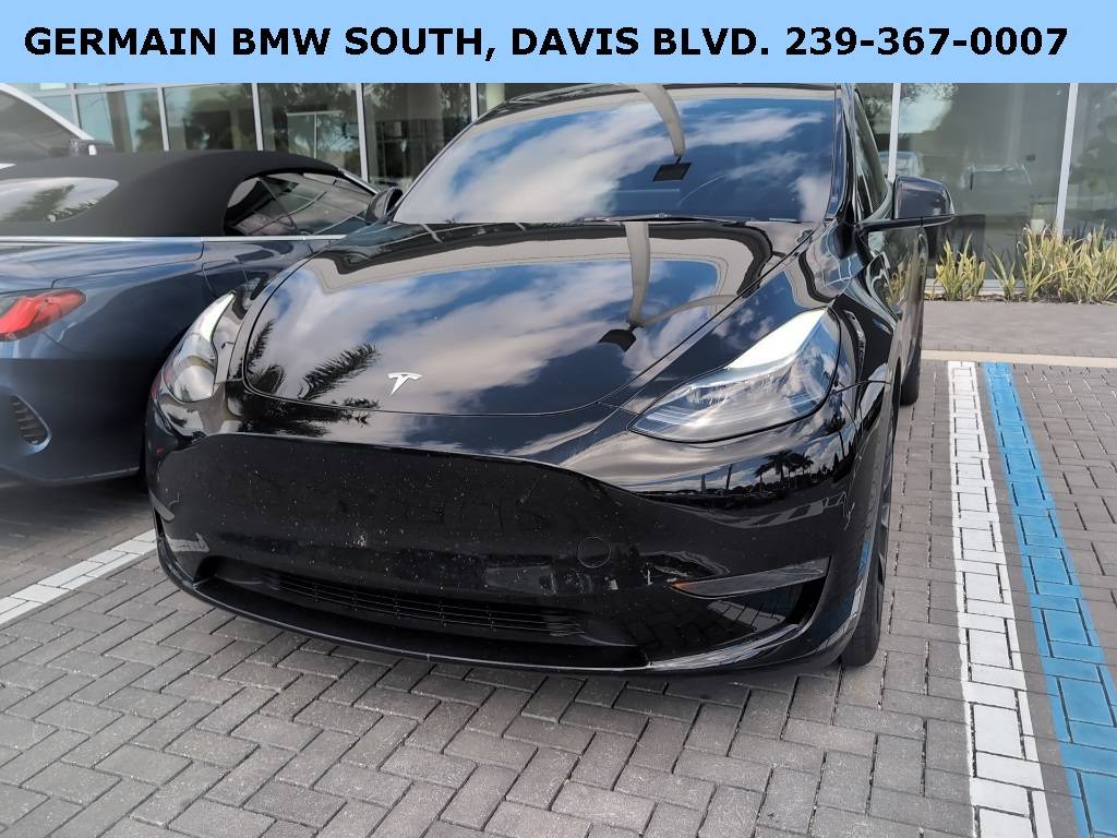 2025 Tesla Model Y Long Range — SUV — 8,706 mi — Naples, FL