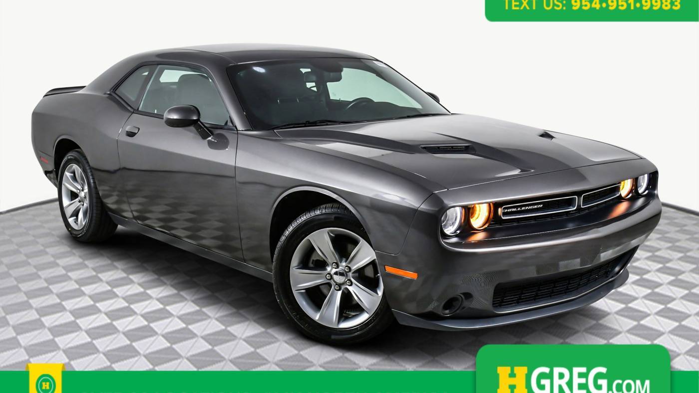 2022 Dodge Challenger SXT