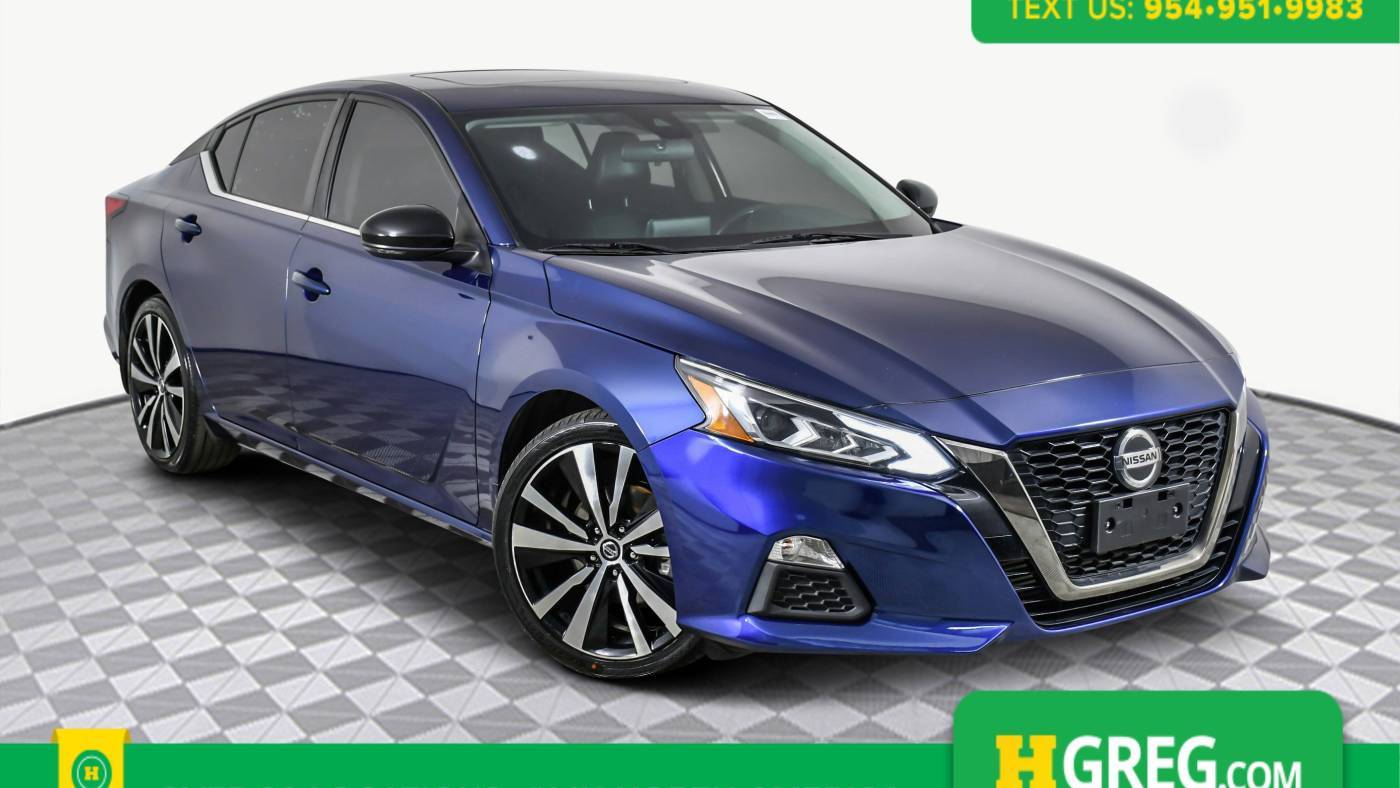 2022 Nissan Altima 2.0 SR