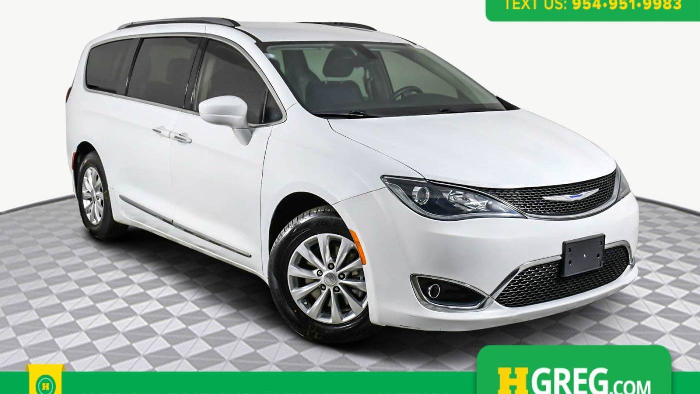2018 Chrysler Pacifica Touring L — Minivan — 75,067 mi — West Palm Beach, FL