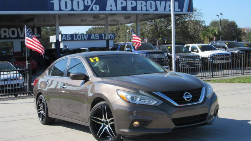 2017 Nissan Altima 2.5 SV — Sedan — 120,077 mi — Orlando, FL