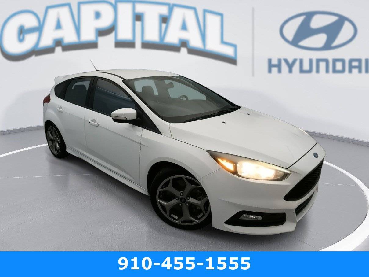 2017 Ford Focus ST — Hatchback — 40,240 mi — Jacksonville, NC