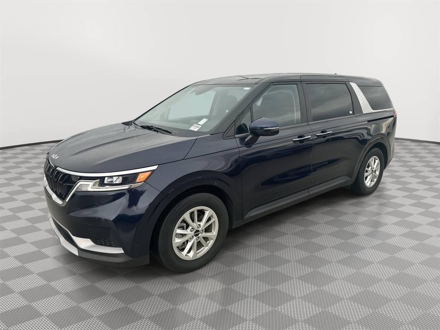 2024 Kia Carnival LXS — Minivan — 26,789 mi — Miami, FL