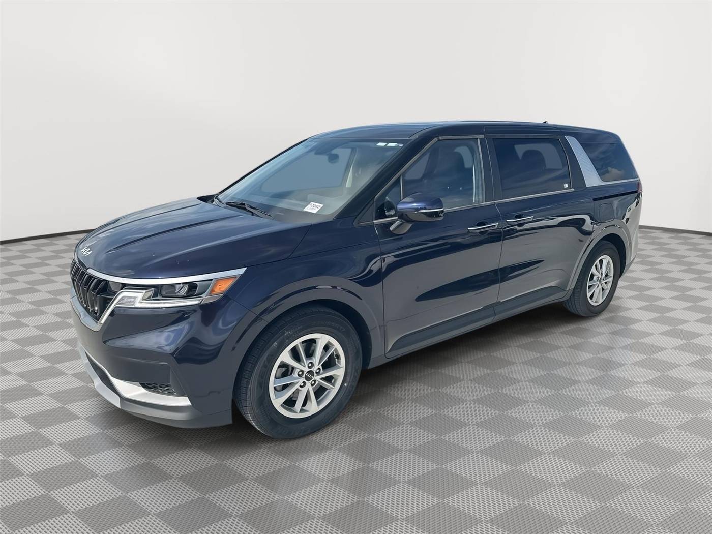 2024 Kia Carnival LXS — Minivan — 24,346 mi — Miami, FL