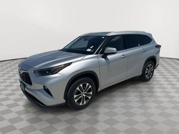 2022 Toyota Highlander XLE — SUV — 26,014 mi — Miami, FL