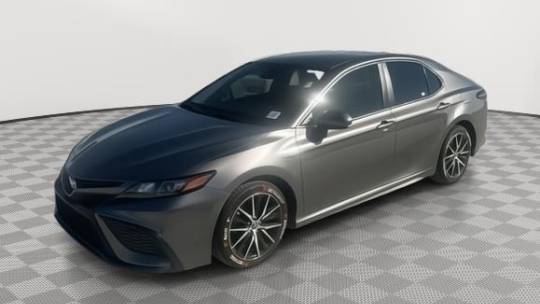 2021 Toyota Camry SE — Sedan — 37,175 mi — Miami, FL