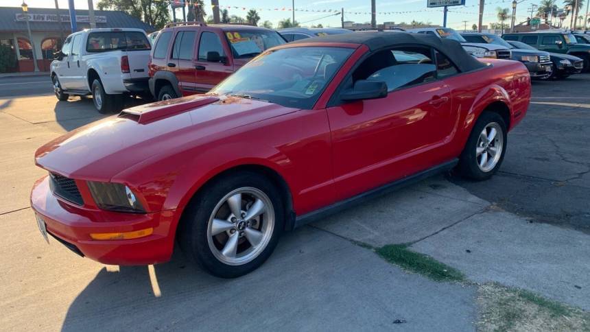 2006 Ford Mustang Deluxe — Convertible — 69,000 mi — Escondido, CA