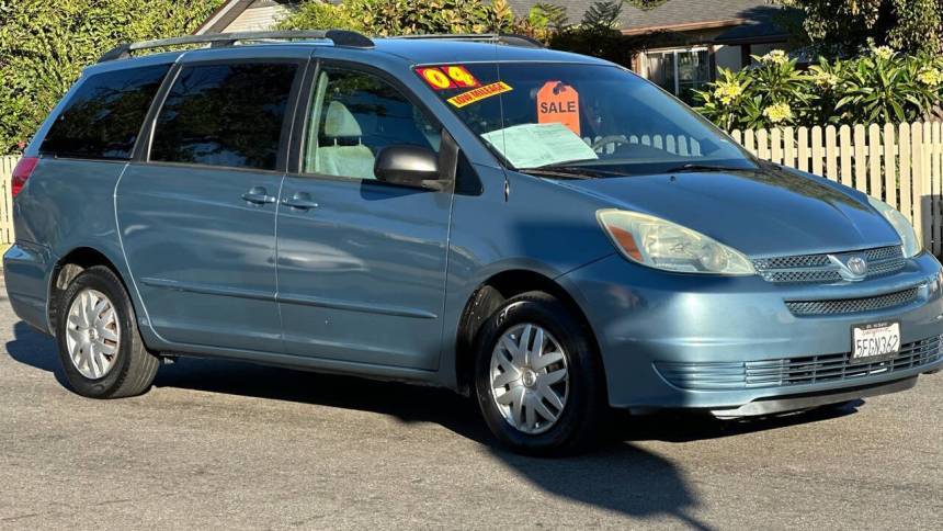 2004 Toyota Sienna LE — Minivan — 85,000 mi — Escondido, CA