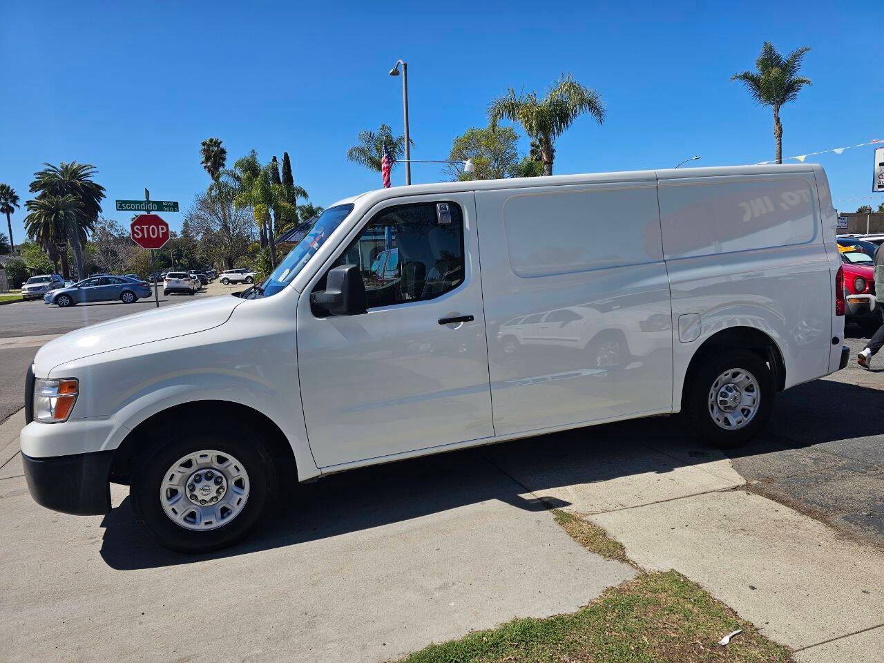 2017 Nissan NV Cargo NV2500 HD SV — Cargo Van — 137,152 mi — Escondido, CA