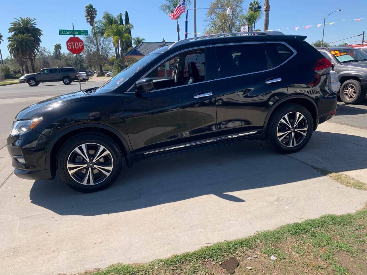 2017 Nissan Rogue SL — SUV — 72,112 mi — Escondido, CA