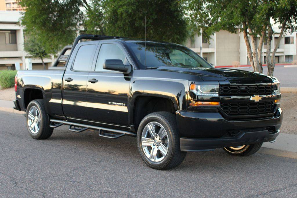 2018 Chevrolet Silverado 1500 Custom — Pickup Truck — 100,307 mi — Phoenix, AZ