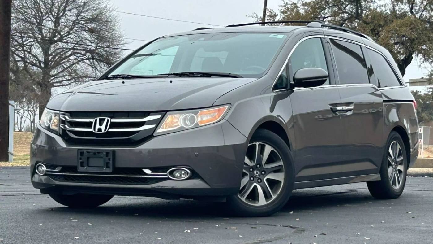 2015 Honda Odyssey Touring Elite — Minivan — 135,719 mi — Dallas, TX