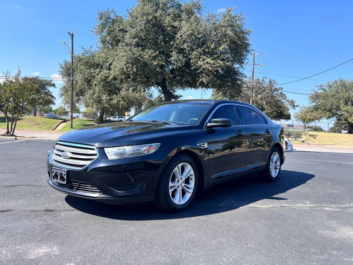 2017 Ford Taurus SE