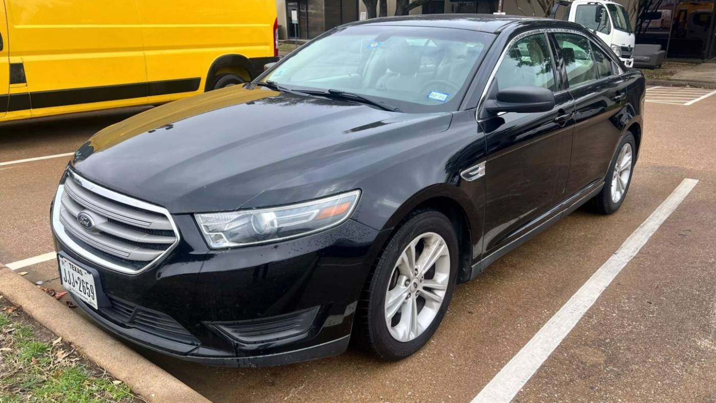2017 Ford Taurus SE — Sedan — 173,336 mi — Dallas, TX
