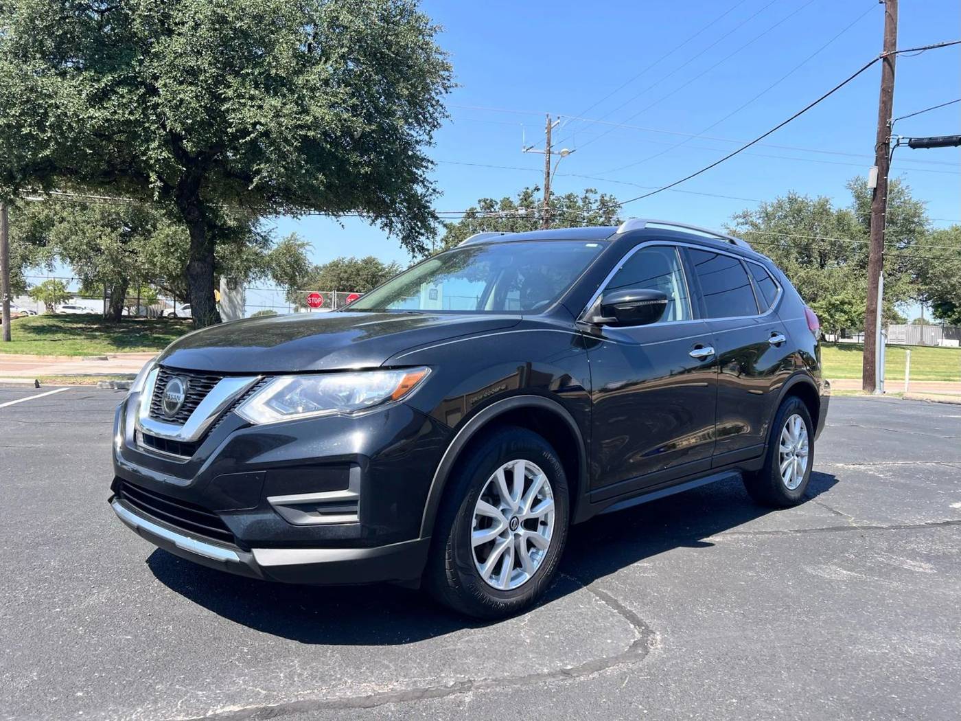 2019 Nissan Rogue SV — SUV — 104,088 mi — Dallas, TX