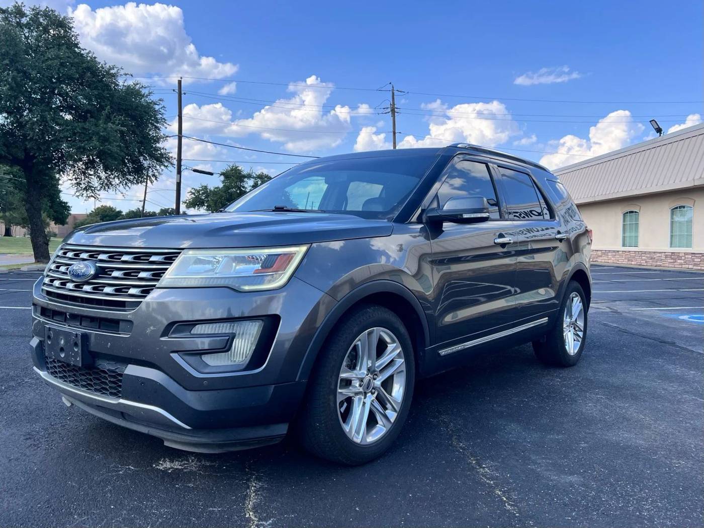 2017 Ford Explorer Limited — SUV — 193,301 mi — Dallas, TX