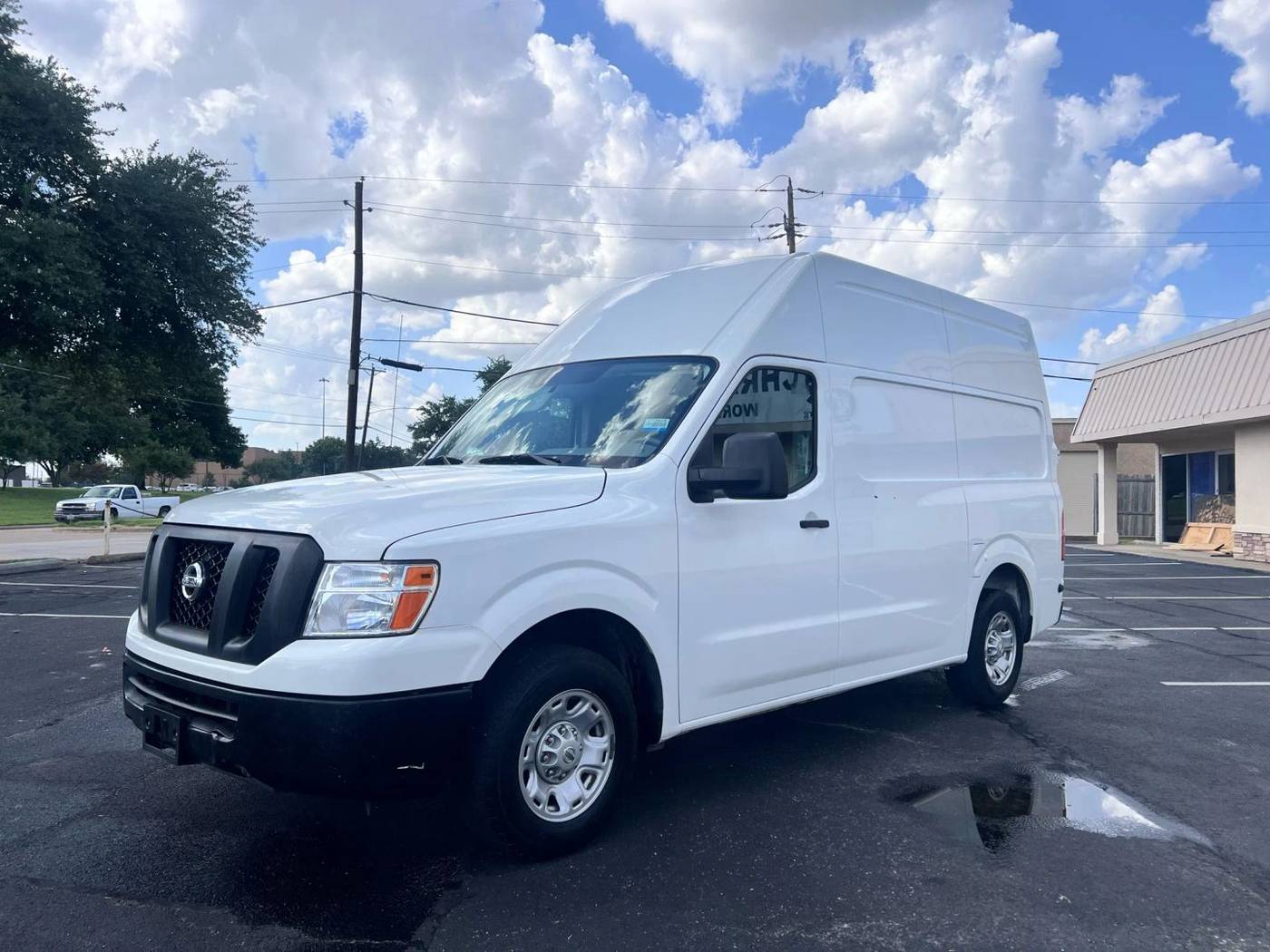 2019 Nissan NV Cargo NV2500 HD SV — Cargo Van — 124,638 mi — Dallas, TX