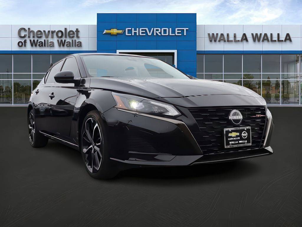 2023 Nissan Altima SR — Sedan — 3,749 mi — Walla Walla, WA