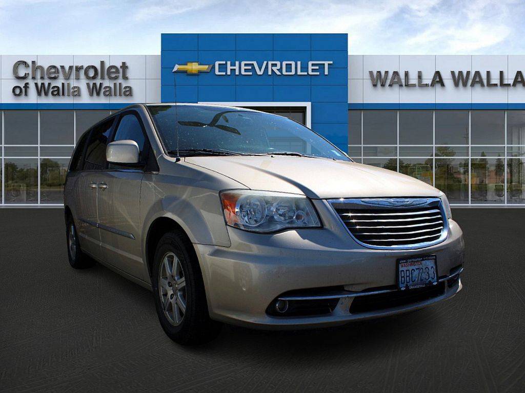 2013 Chrysler Town & Country Touring — Minivan — 187,042 mi — Walla Walla, WA