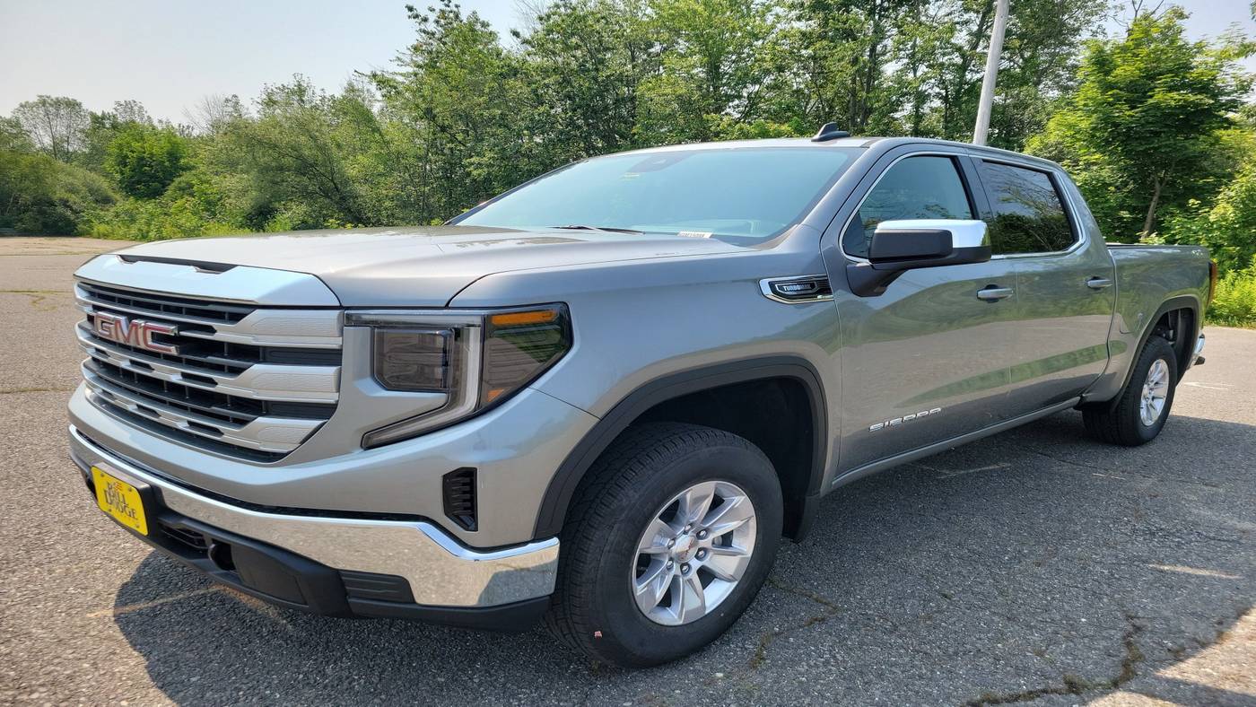 2025 GMC Sierra 1500 SLE